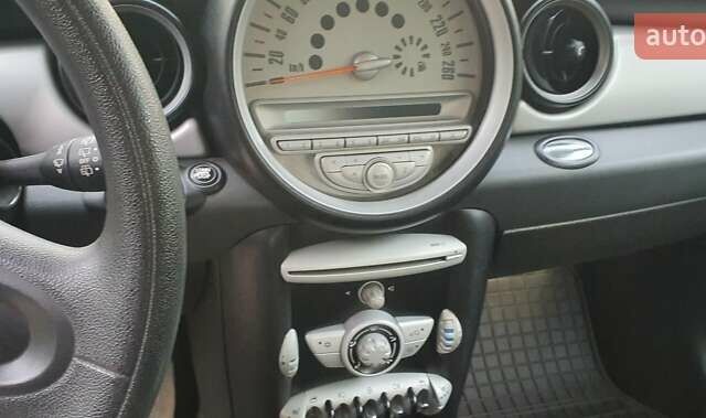 Чорний Міні Hatch, об'ємом двигуна 1.6 л та пробігом 201 тис. км за 6200 $, фото 7 на Automoto.ua