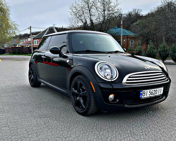 Чорний Міні Hatch, об'ємом двигуна 1.6 л та пробігом 230 тис. км за 6300 $, фото 1 на Automoto.ua