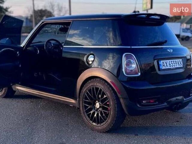 Чорний Міні Hatch, об'ємом двигуна 1.6 л та пробігом 116 тис. км за 7000 $, фото 20 на Automoto.ua