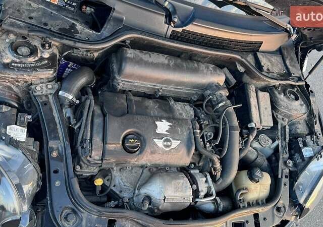 Чорний Міні Hatch, об'ємом двигуна 1.6 л та пробігом 116 тис. км за 7000 $, фото 34 на Automoto.ua