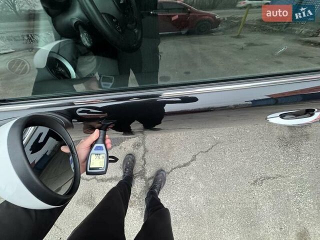 Черный Мини Hatch, объемом двигателя 1.6 л и пробегом 249 тыс. км за 12000 $, фото 84 на Automoto.ua