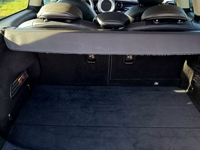 Черный Мини Hatch, объемом двигателя 1.6 л и пробегом 290 тыс. км за 7300 $, фото 12 на Automoto.ua