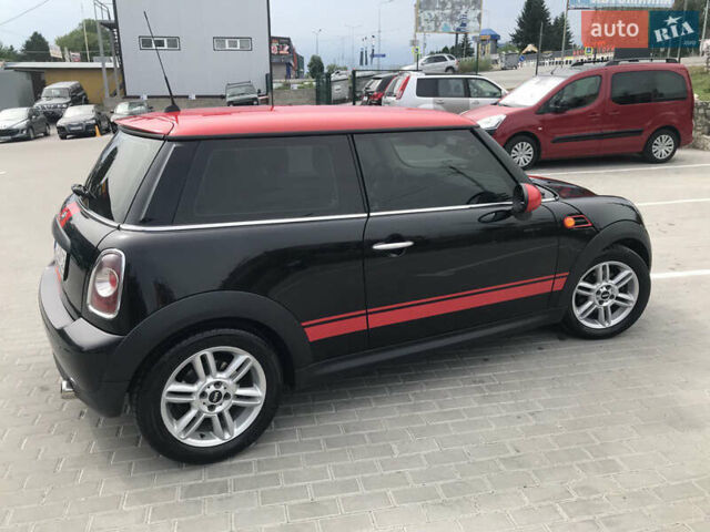 Чорний Міні Hatch, об'ємом двигуна 1.6 л та пробігом 150 тис. км за 8000 $, фото 2 на Automoto.ua