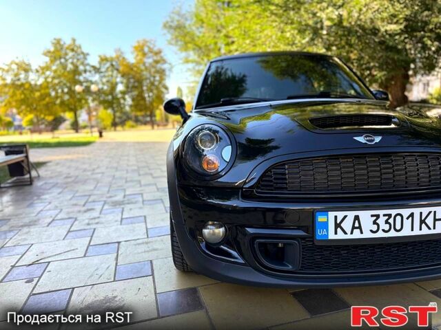 Чорний Міні Hatch, об'ємом двигуна 1.6 л та пробігом 170 тис. км за 8000 $, фото 5 на Automoto.ua