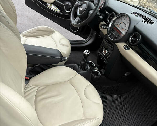 Черный Мини Hatch, объемом двигателя 1.6 л и пробегом 175 тыс. км за 7800 $, фото 18 на Automoto.ua