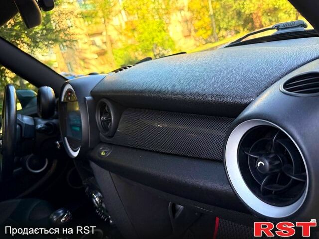 Чорний Міні Hatch, об'ємом двигуна 1.6 л та пробігом 170 тис. км за 8000 $, фото 2 на Automoto.ua