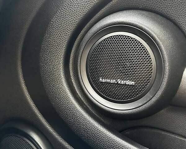 Черный Мини Hatch, объемом двигателя 1.6 л и пробегом 190 тыс. км за 7700 $, фото 12 на Automoto.ua