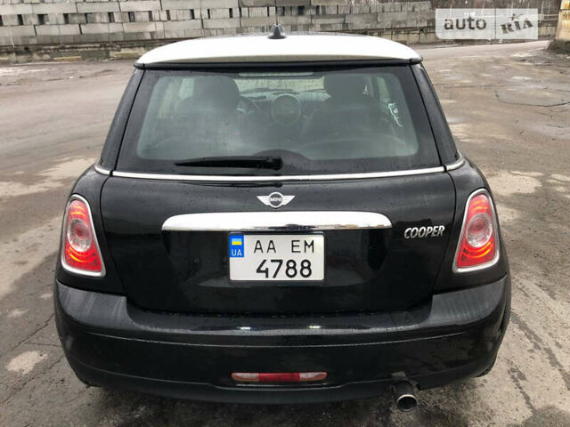 Чорний Міні Hatch, об'ємом двигуна 1.6 л та пробігом 175 тис. км за 8700 $, фото 8 на Automoto.ua