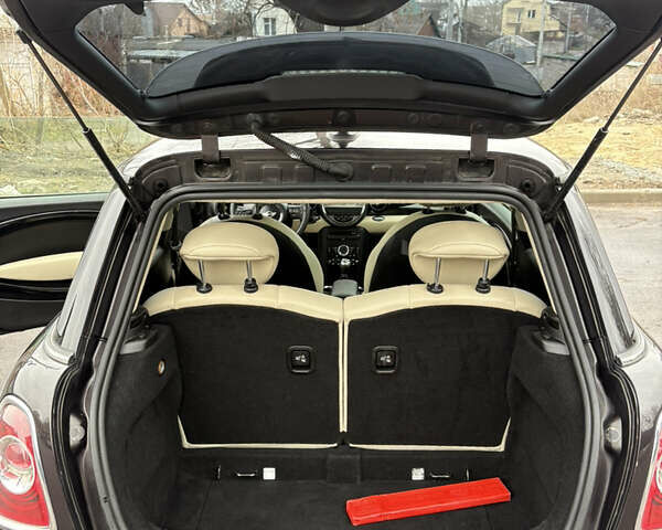 Черный Мини Hatch, объемом двигателя 1.6 л и пробегом 175 тыс. км за 7800 $, фото 9 на Automoto.ua