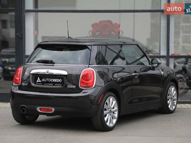 Чорний Міні Hatch, об'ємом двигуна 1.5 л та пробігом 169 тис. км за 9900 $, фото 1 на Automoto.ua