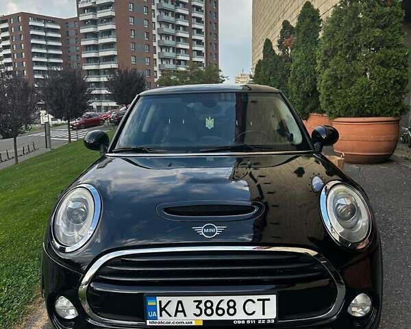 Черный Мини Hatch, объемом двигателя 2 л и пробегом 150 тыс. км за 14900 $, фото 11 на Automoto.ua