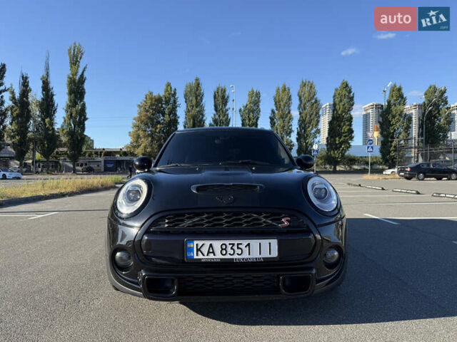 Черный Мини Hatch, объемом двигателя 2 л и пробегом 87 тыс. км за 12500 $, фото 13 на Automoto.ua