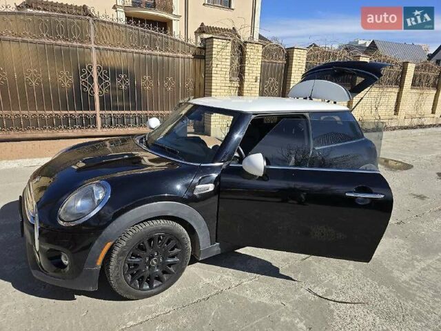 Черный Мини Hatch, объемом двигателя 1.5 л и пробегом 82 тыс. км за 11000 $, фото 4 на Automoto.ua
