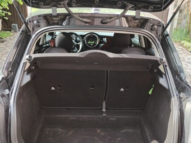 Мини Hatch 2015 в Борисполе на Automoto.ua Черный Мини Hatch, объемом двигателя 1.5 л и пробегом 170 тыс. км за 11000 $, фото 10 на Automoto.ua