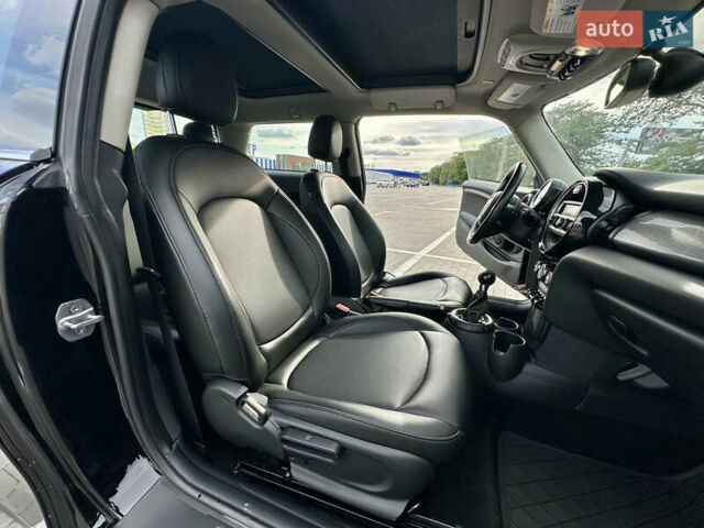 Черный Мини Hatch, объемом двигателя 1.5 л и пробегом 100 тыс. км за 8999 $, фото 45 на Automoto.ua