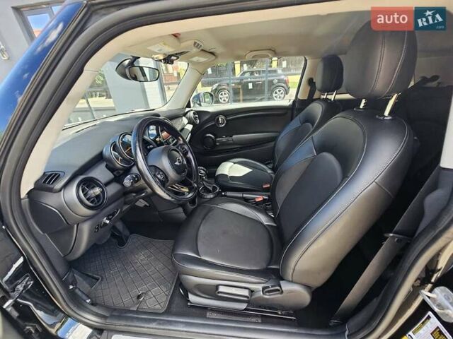 Черный Мини Hatch, объемом двигателя 1.5 л и пробегом 249 тыс. км за 7200 $, фото 14 на Automoto.ua