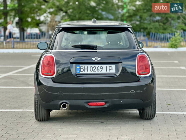 Черный Мини Hatch, объемом двигателя 1.5 л и пробегом 100 тыс. км за 8999 $, фото 7 на Automoto.ua