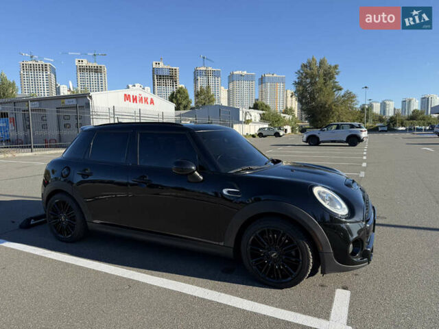 Черный Мини Hatch, объемом двигателя 2 л и пробегом 87 тыс. км за 12500 $, фото 7 на Automoto.ua