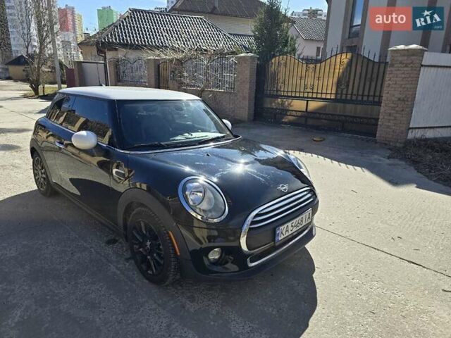 Черный Мини Hatch, объемом двигателя 1.5 л и пробегом 82 тыс. км за 11000 $, фото 1 на Automoto.ua