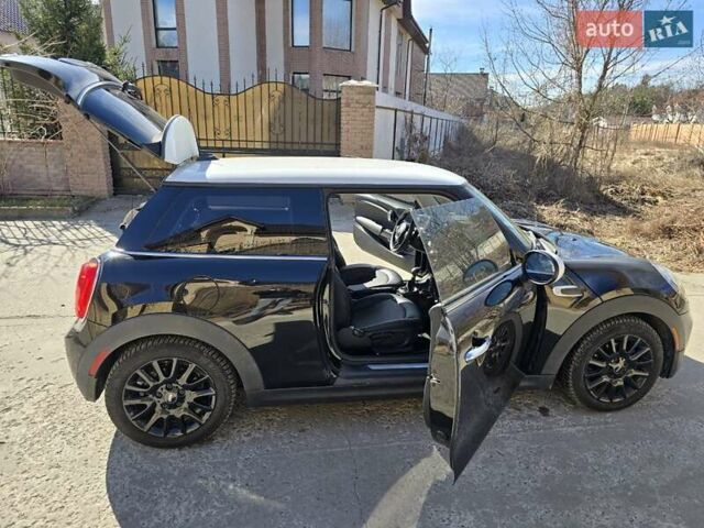 Черный Мини Hatch, объемом двигателя 1.5 л и пробегом 82 тыс. км за 11000 $, фото 11 на Automoto.ua