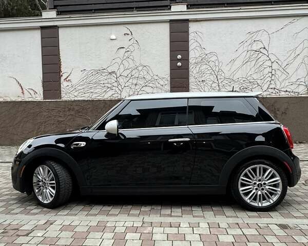 Чорний Міні Hatch, об'ємом двигуна 2 л та пробігом 83 тис. км за 18000 $, фото 18 на Automoto.ua