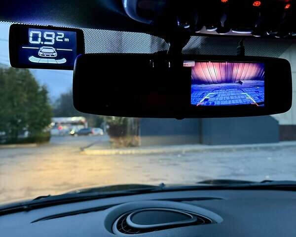 Чорний Міні Hatch, об'ємом двигуна 2 л та пробігом 83 тис. км за 18000 $, фото 9 на Automoto.ua