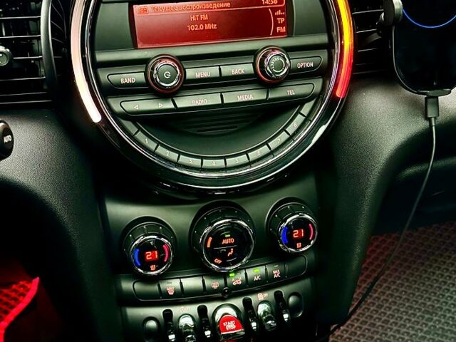Черный Мини Hatch, объемом двигателя 2 л и пробегом 83 тыс. км за 17000 $, фото 4 на Automoto.ua