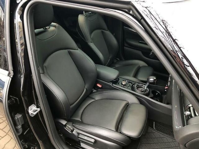 Черный Мини Hatch, объемом двигателя 2 л и пробегом 80 тыс. км за 15500 $, фото 15 на Automoto.ua