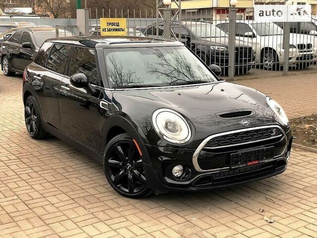 Черный Мини Hatch, объемом двигателя 2 л и пробегом 80 тыс. км за 15500 $, фото 1 на Automoto.ua