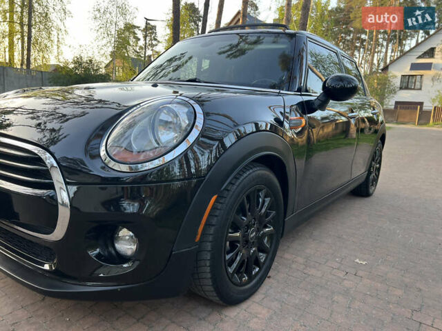 Черный Мини Hatch, объемом двигателя 1.5 л и пробегом 60 тыс. км за 12950 $, фото 22 на Automoto.ua