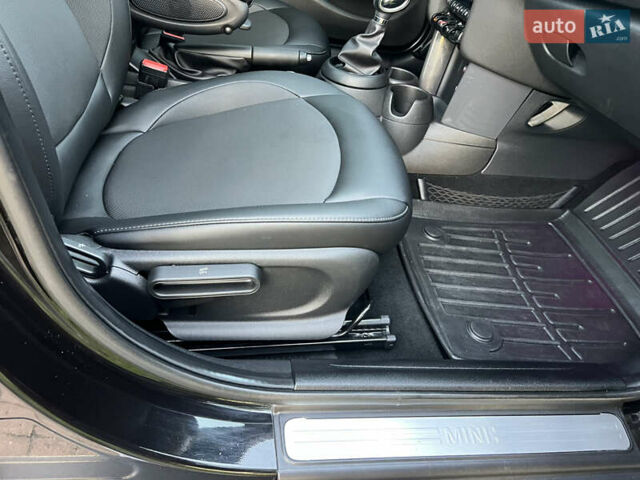 Черный Мини Hatch, объемом двигателя 1.5 л и пробегом 60 тыс. км за 12950 $, фото 102 на Automoto.ua