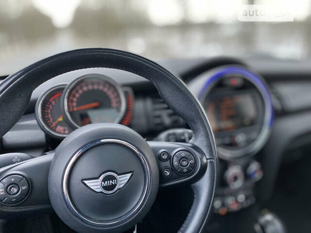 Чорний Міні Hatch, об'ємом двигуна 1.5 л та пробігом 88 тис. км за 13990 $, фото 19 на Automoto.ua
