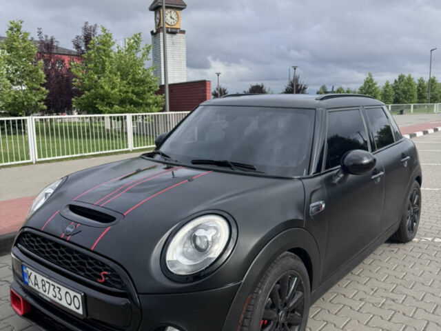 Черный Мини Hatch, объемом двигателя 2 л и пробегом 50 тыс. км за 16800 $, фото 6 на Automoto.ua