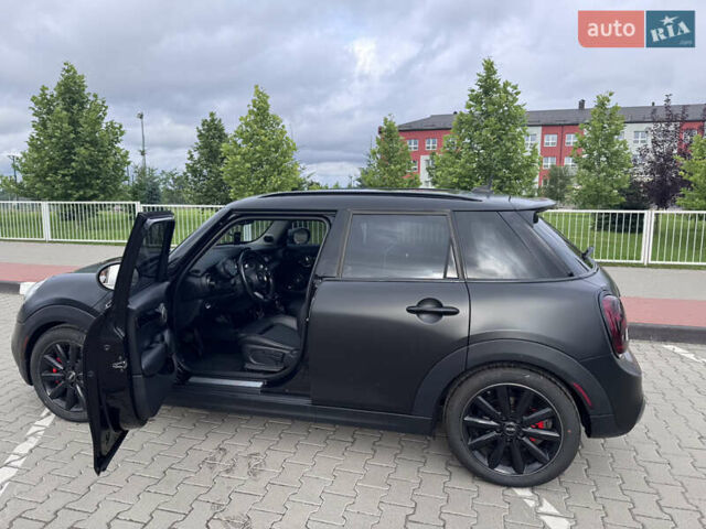 Черный Мини Hatch, объемом двигателя 2 л и пробегом 50 тыс. км за 17800 $, фото 15 на Automoto.ua