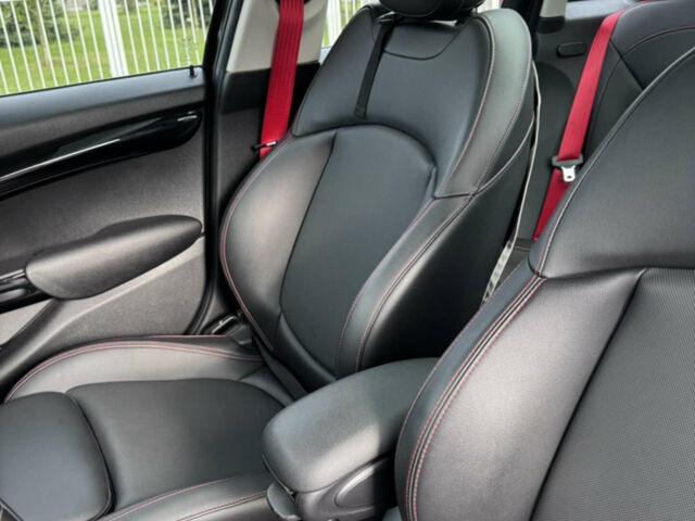 Черный Мини Hatch, объемом двигателя 2 л и пробегом 50 тыс. км за 16800 $, фото 13 на Automoto.ua