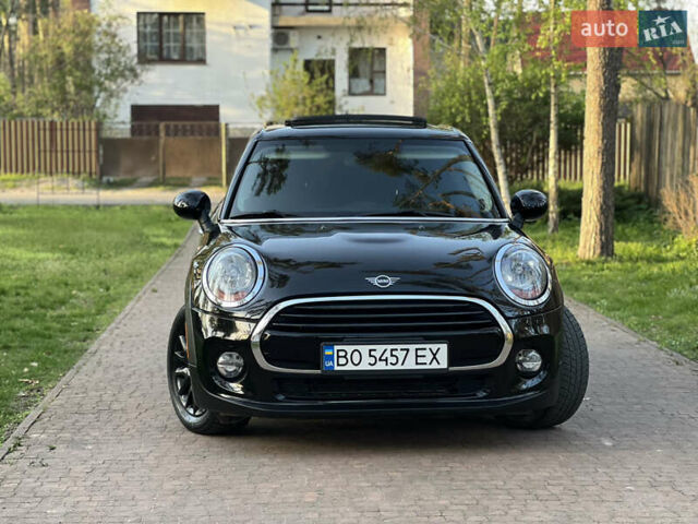 Черный Мини Hatch, объемом двигателя 1.5 л и пробегом 60 тыс. км за 12950 $, фото 3 на Automoto.ua