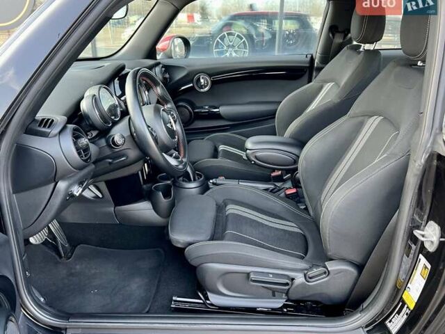 Черный Мини Hatch, объемом двигателя 1.5 л и пробегом 100 тыс. км за 11200 $, фото 24 на Automoto.ua