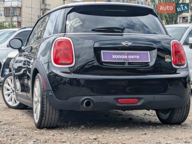 Черный Мини Hatch, объемом двигателя 1.5 л и пробегом 86 тыс. км за 12600 $, фото 9 на Automoto.ua