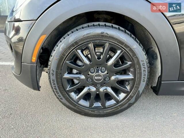 Черный Мини Hatch, объемом двигателя 1.5 л и пробегом 100 тыс. км за 11200 $, фото 18 на Automoto.ua