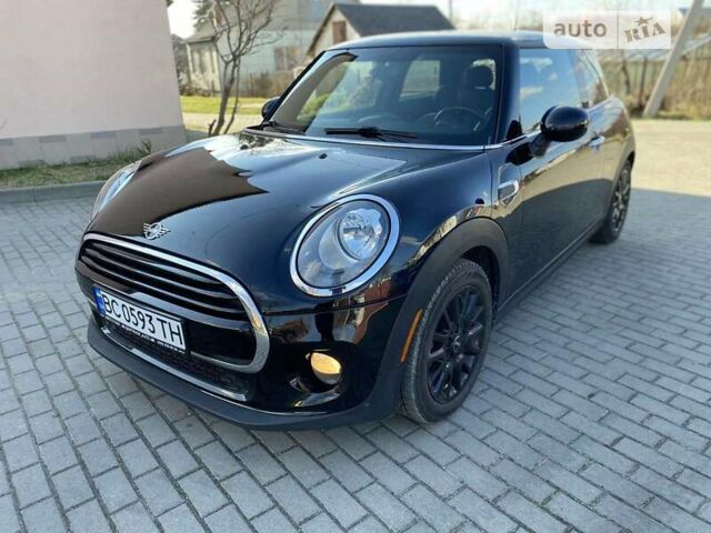 Чорний Міні Hatch, об'ємом двигуна 1.5 л та пробігом 88 тис. км за 13990 $, фото 2 на Automoto.ua