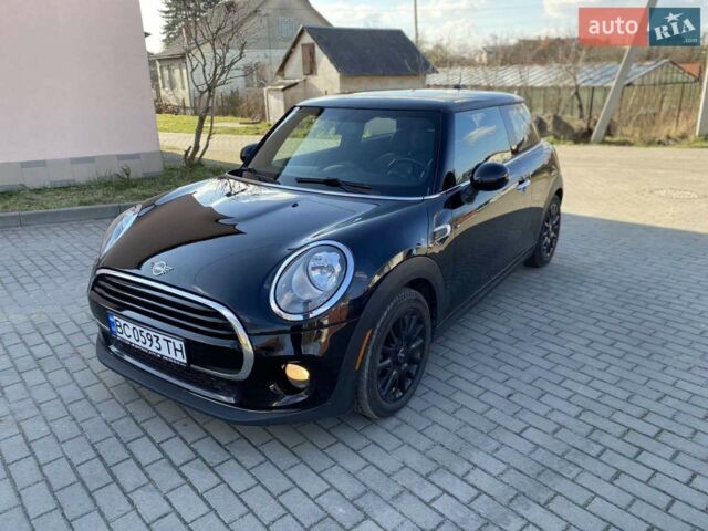 Чорний Міні Hatch, об'ємом двигуна 1.5 л та пробігом 88 тис. км за 10499 $, фото 8 на Automoto.ua