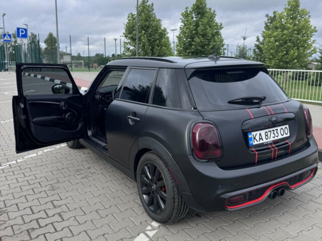 Черный Мини Hatch, объемом двигателя 2 л и пробегом 50 тыс. км за 16800 $, фото 7 на Automoto.ua