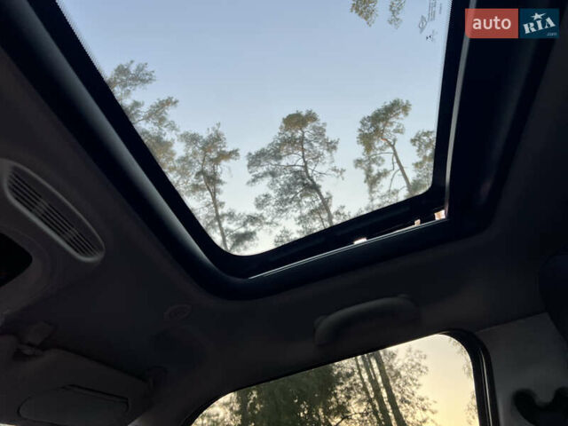 Черный Мини Hatch, объемом двигателя 1.5 л и пробегом 60 тыс. км за 12950 $, фото 54 на Automoto.ua