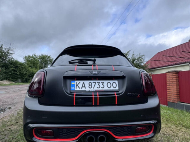 Черный Мини Hatch, объемом двигателя 2 л и пробегом 50 тыс. км за 16800 $, фото 8 на Automoto.ua