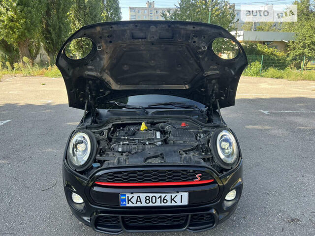 Чорний Міні Hatch, об'ємом двигуна 2 л та пробігом 120 тис. км за 18000 $, фото 18 на Automoto.ua