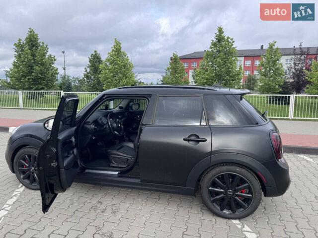 Черный Мини Hatch, объемом двигателя 2 л и пробегом 50 тыс. км за 16800 $, фото 15 на Automoto.ua