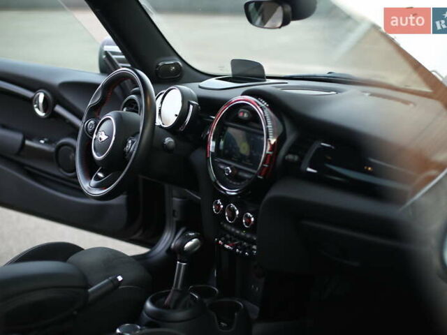 Черный Мини Hatch, объемом двигателя 2 л и пробегом 35 тыс. км за 24500 $, фото 27 на Automoto.ua