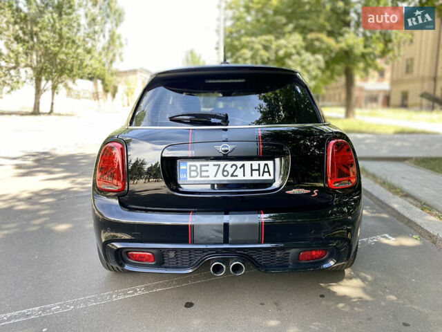 Черный Мини Hatch, объемом двигателя 2 л и пробегом 58 тыс. км за 17600 $, фото 12 на Automoto.ua