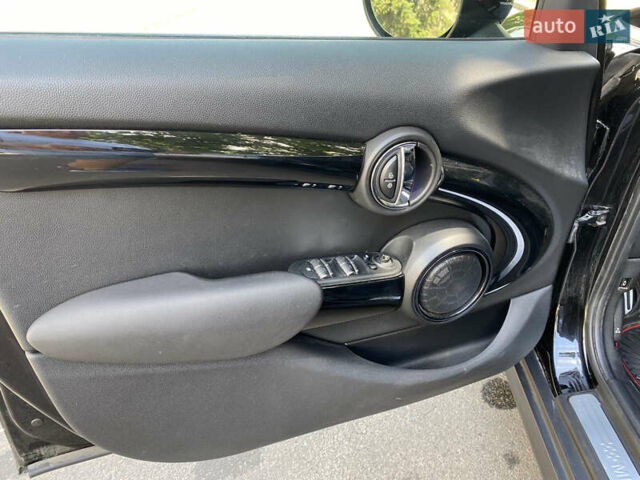 Чорний Міні Hatch, об'ємом двигуна 2 л та пробігом 58 тис. км за 17600 $, фото 22 на Automoto.ua