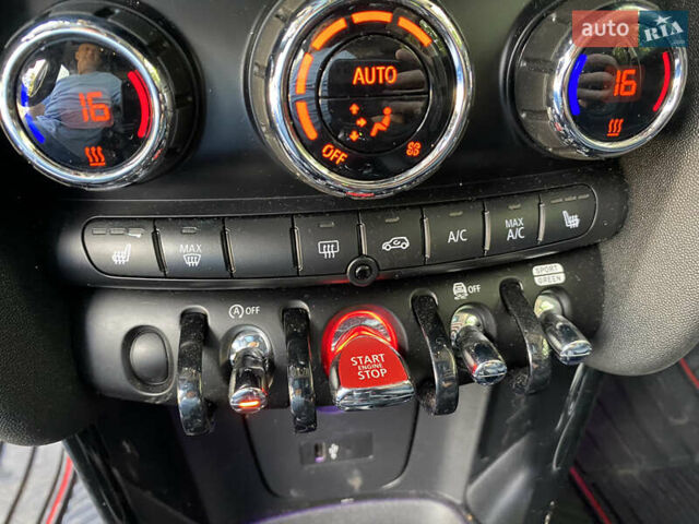 Чорний Міні Hatch, об'ємом двигуна 2 л та пробігом 58 тис. км за 17600 $, фото 40 на Automoto.ua